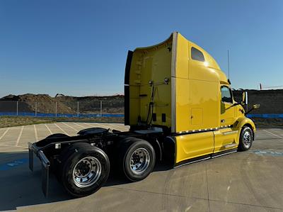 Used 2023 Peterbilt 579 6x4, Semi Truck for sale #0586037 - photo 2