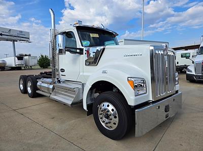 New 2025 Kenworth W990 6x4, Semi Truck for sale #0586612 - photo 1