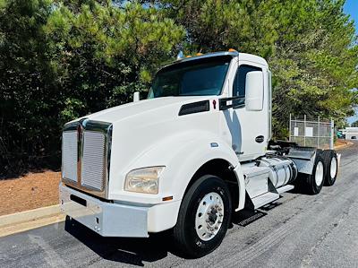 Used 2020 Kenworth T880 6x4, Semi Truck for sale #0586777 - photo 2