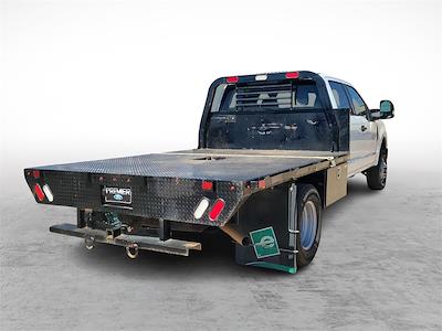 Used 2022 Ford F-350 XLT Crew Cab 4x4, Flatbed Truck for sale #NEF29664 - photo 2