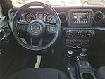 2022 Jeep Gladiator Crew Cab 4x4, Pickup for sale #NL145545 - photo 17