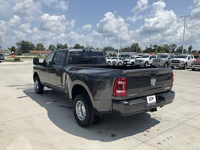 2024 Ram 3500 Crew Cab DRW 4x4, Pickup for sale #21611 - photo 2