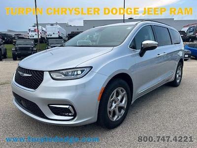 Used 2023 Chrysler Pacifica Limited AWD, Minivan for sale #72748 - photo 1