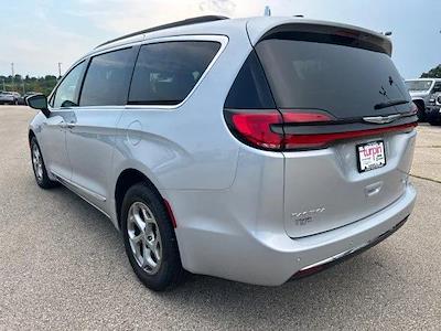 2023 Chrysler Pacifica AWD, Minivan for sale #72748 - photo 2