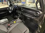 2021 Jeep Gladiator Crew Cab 4x4, Pickup for sale #ML572646 - photo 11