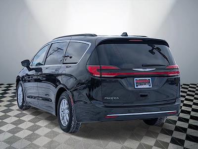 Used 2022 Chrysler Pacifica Touring L FWD, Minivan for sale #R113634A - photo 2