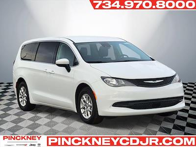 Used 2023 Chrysler Voyager LX FWD, Minivan for sale #R511961A - photo 1