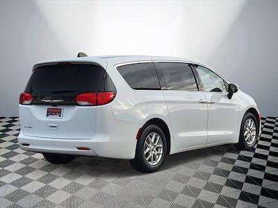 Used 2023 Chrysler Voyager LX FWD, Minivan for sale #R511961A - photo 2