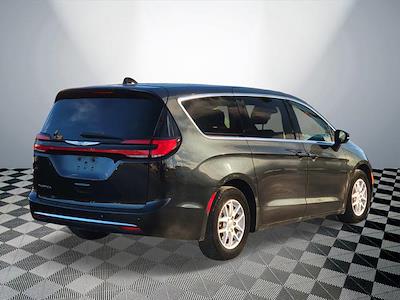 Used 2023 Chrysler Pacifica Touring L FWD, Minivan for sale #R535314A - photo 2