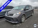 2020 Toyota Sienna 4x2, Minivan for sale #R190367A - photo 3