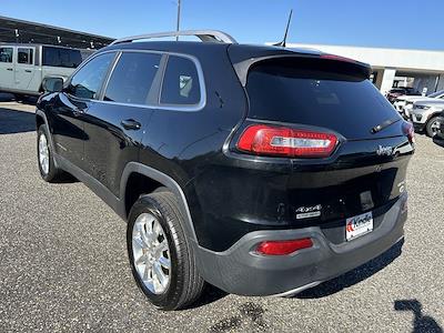 2017 Jeep Cherokee 4x4, SUV for sale #230019A - photo 2