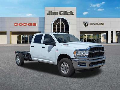 2024 Ram 4500 Crew Cab DRW 4x4, Cab Chassis for sale #D240226 - photo 1