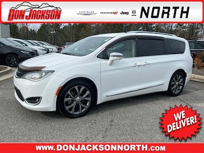 Used 2018 Chrysler Pacifica Limited FWD, Minivan for sale #C106952A - photo 1