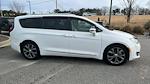 Used 2018 Chrysler Pacifica Limited FWD, Minivan for sale #C106952A - photo 5