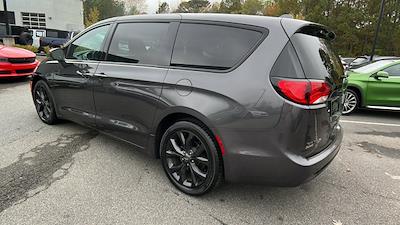 Used 2020 Chrysler Pacifica Touring FWD, Minivan for sale #J107593A - photo 2