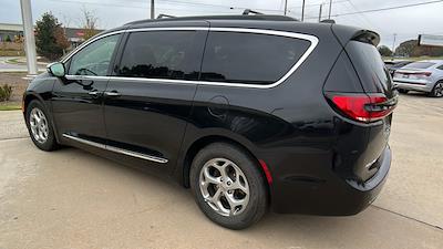 2022 Chrysler Pacifica FWD, Minivan for sale #J14156 - photo 2