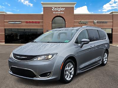 2018 Chrysler Pacifica FWD, Minivan for sale #24382A - photo 1