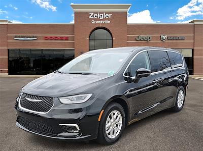 2023 Chrysler Pacifica FWD, Minivan for sale #P10545 - photo 1