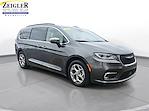 Used 2022 Chrysler Pacifica Limited FWD, Minivan for sale #P10563 - photo 4