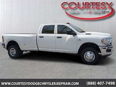 New 2024 Ram 3500 Tradesman Crew Cab 4x4, Pickup for sale #24CT288 - photo 1