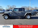 Used 2022 Jeep Gladiator Sport Crew Cab 4WD, Pickup for sale #2212568 - photo 2