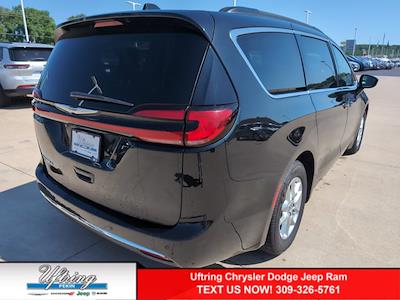 2022 Chrysler Pacifica FWD, Minivan for sale #2250829 - photo 2