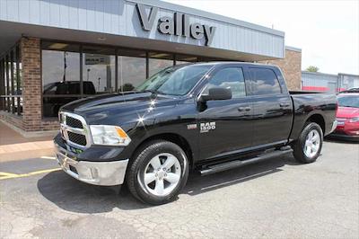 2024 Ram 1500 Classic Crew Cab 4x4, Pickup for sale #X24159 - photo 2