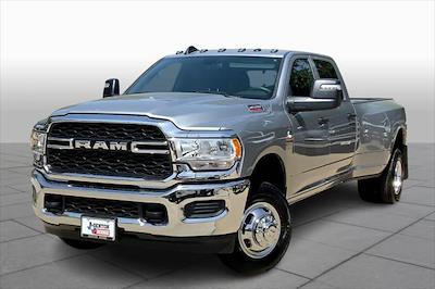 2024 Ram 3500 Crew Cab DRW 4x4, Pickup for sale #RG328086 - photo 1