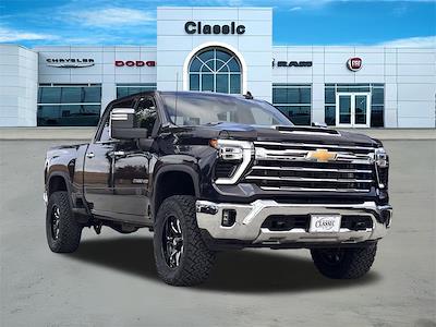 Used 2024 Chevrolet Silverado 2500 LTZ Crew Cab 4x4, Pickup for sale #R1144981 - photo 1