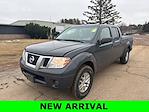 Used 2015 Nissan Frontier SV Crew Cab 4x4, Pickup for sale #E25R0051 - photo 6