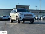 Used 2019 Toyota Highlander LE Plus 4x4, SUV for sale #B40016A - photo 1