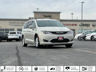 Used 2020 Chrysler Pacifica Touring FWD, Minivan for sale #B4545A - photo 1