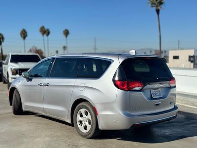 Used 2018 Chrysler Pacifica Touring Plus FWD, Minivan for sale #LT1889 - photo 2