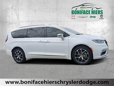 Used 2021 Chrysler Pacifica Limited AWD, Minivan for sale #DF6788A - photo 1