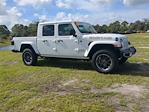 Used 2022 Jeep Gladiator Overland Crew Cab 4x4, Pickup for sale #DJ6580A - photo 4