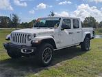 Used 2022 Jeep Gladiator Overland Crew Cab 4x4, Pickup for sale #DJ6580A - photo 9