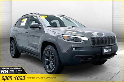 Used 2019 Jeep Cherokee Latitude 4x4, SUV for sale #J03056C - photo 1