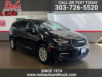 Used 2023 Chrysler Pacifica Touring L FWD, Minivan for sale #2024-435 - photo 1