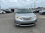 2017 Toyota Sienna 4x2, Minivan for sale #A75542A - photo 32