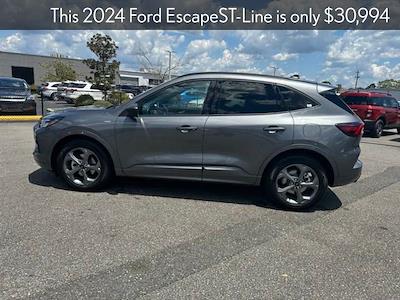 2024 Ford Escape FWD, SUV for sale #B27297 - photo 2