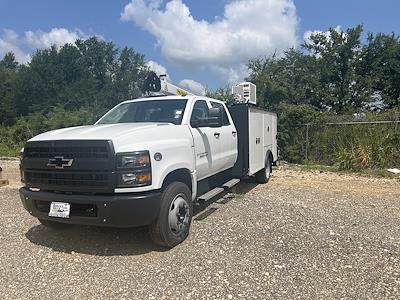 Used 2023 Chevrolet Silverado 6500 Regular Cab 4x2, Palfinger PAL Pro 43 Service Truck for sale #715688 - photo 1