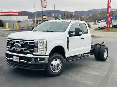 2024 Ford F-350 Super Cab DRW 4x4, Cab Chassis for sale #24F2353 - photo 1