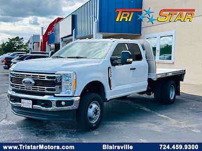 New 2023 Ford F-350 XL Super Cab 4WD, Flatbed Truck for sale #C23F2197 - photo 1