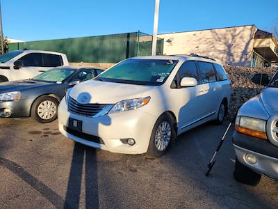 Used 2015 Toyota Sienna XLE FWD, Minivan for sale #S566892T - photo 1