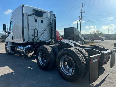 Used 2016 Freightliner Cascadia Sleeper Cab 6x4, Semi Truck for sale #3AKJGHDV5GSHV8185 - photo 2