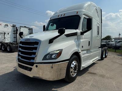 Used 2020 Freightliner Cascadia Sleeper Cab 6x4, Semi Truck for sale #3AKJHHDR6LSLG5802 - photo 1