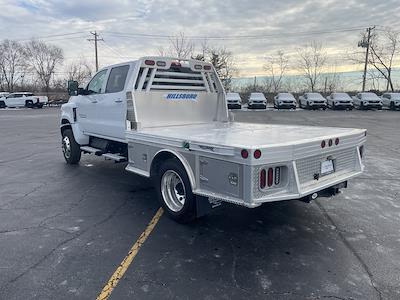 2024 Chevrolet Silverado 5500 Crew Cab DRW 4x4, Hillsboro 3500 Series Aluminum Flatbed Truck for sale #24587 - photo 2