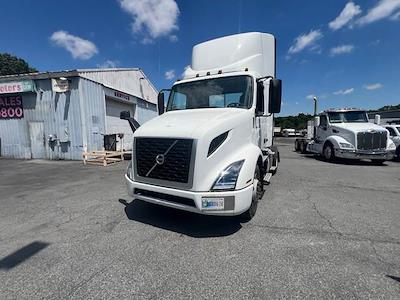 Used 2022 Volvo VNR 6x2, Semi Truck for sale #285930 - photo 1