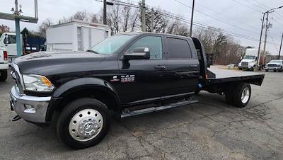 Used 2018 Ram 5500 Crew Cab 4x2, Flatbed Truck for sale #338972 - photo 1