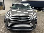 Used 2018 Toyota Highlander XLE 4x4, SUV for sale #S4B5230A - photo 3